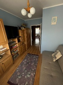 Sprzedam 4- pokojowe mieszkanie 70 m2