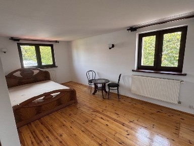 Wynajmę piętro 120m2 w Piastowie