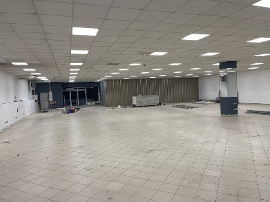 Lokal, pawilon handlowo-uslugowy, 740 m, bardzo dobra lokalizacja.