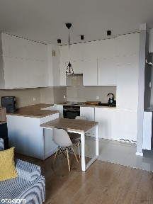 Jasne i ciche 2 pokoje | 42 m² | klimatyzacja | siłownia | garaż