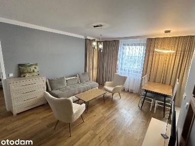 Do wynajęcia mieszkanie 42 m² przy samej stacji metra, 14. piętro