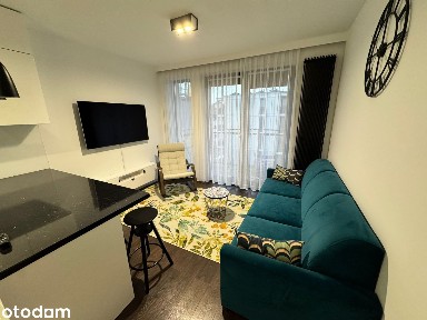 3 pokoje | 57 m² | Gromadzka | Garderoba | 2 biura | Balkon | Parking