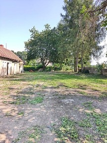DOM Z DUŻĄ DZIAŁKĄ 1700 m² - Radogoszcz koło Lubania