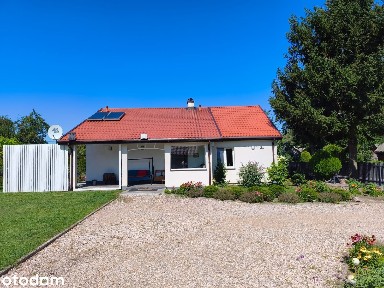 Przytulny dom na pięknej działce 2800 m² w pobliżu Dobrego