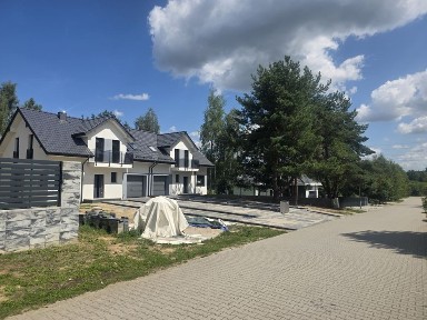 Dom w zabudowie bliźniaczej