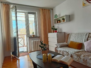 2 oddzielne pokoje+kuchnia na ul. Salwatorskiej.