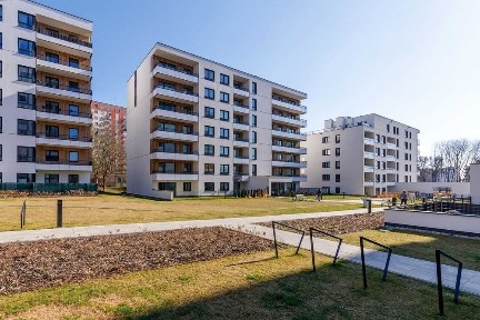 Sprzedam 2 pokojowe mieszkanie w stanie deweloperskim Osiedle Panorama ul. Pstrowskiego 7C