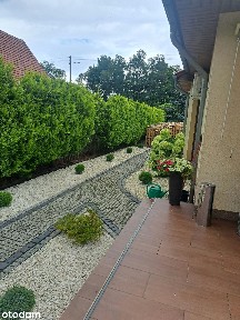 Wolnostojący dom z garażem i klimatyzacją