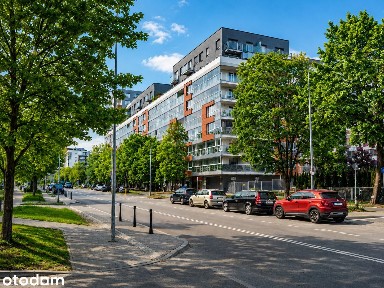 2 pokoje mieszkanie z dużym przeszklonym balkonem| ul. Postępu | 41 m²