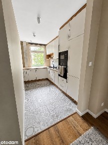 2 pokoje 49,7 m² | osobna kuchnia | balkon | 1 piętro | os. Kolorowe