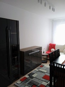 Sprzedam 3 pokoje z aneksem kuchennym 50m2