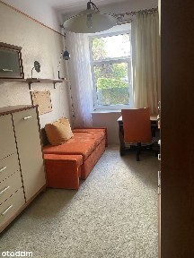 Sprzedam dwupokojowe mieszkanie w centrum z garażem bez pośredników!