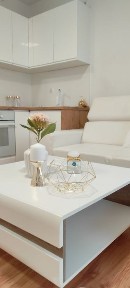 Nowoczesna kawalerka-mały apartament niski- czynsz i oplaty