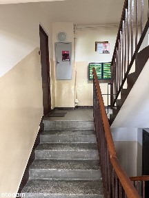 4-pokojowe mieszkanie z balkonem w bloku