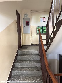 4-pokojowe mieszkanie z balkonem w bloku