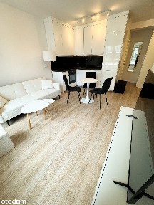40m2 + Garderoba PIĘKNE (Szafy w zabudowie LED + LED Kuchnia)