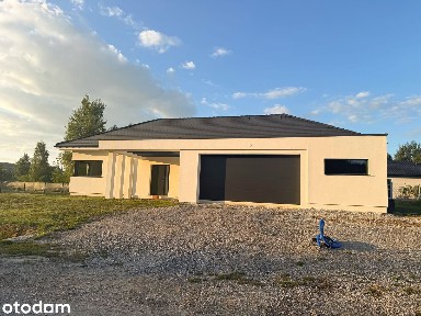 Dom parterowy przy lesie | Tumlin | 183 m² | 10 ar | Pompa ciepła