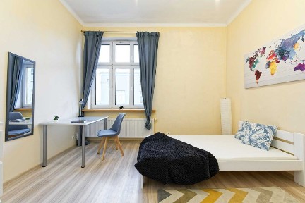 Mieszkanie 6 pokojowe Poznań Łazarz obok Głogowskiej od września