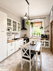Przestronne mieszkanie. 4 pokoje z tarasem na 1. piętrze - Nowa Ruda.