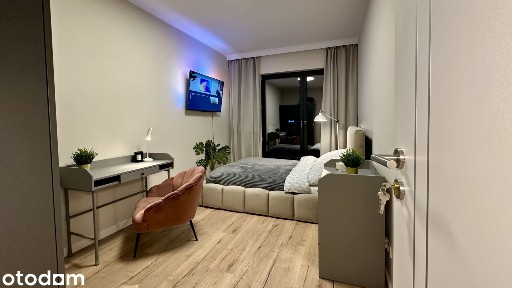 Fabryczna City/ Uniwersytet Ekonomiczny