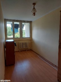 Duże ciepłe mieszkanie