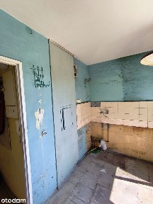 Kawalerka 29,10m² z osobną kuchnią i loggią.