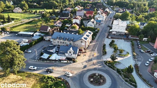 2 budynki mieszkalno-usługowe z parkingiem, centrum Węgierskiej Górki