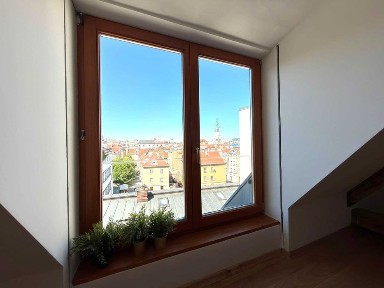 Klimatyczna kawalerka w apartamentowcu centrum ul.Garbary 2100 zł