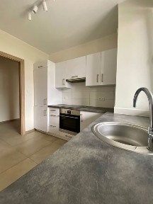 PRZESTRONNE 2 pokoje + kuchnia + balkon + komórka lokatorska