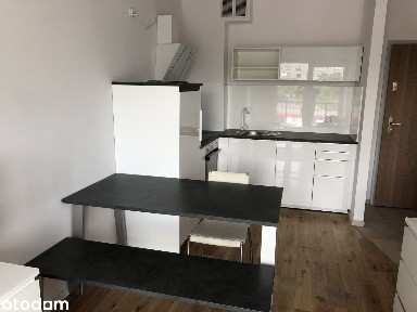 Wynajem 2-pokojowego mieszkania z balkonem