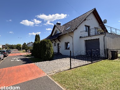Nowoczesny dom wolnostojący z garażem