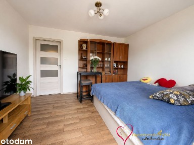 Wygodny układ, balkon i 57 m² przestrzeni