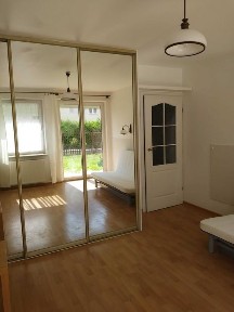 Kawalerka z ogródkiem Kraków koło Serenady, Marchołta 2200 zł do wynajęcia