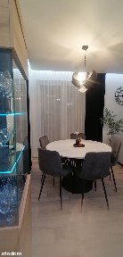 Sprzedam komfortowy trzy pokojowy apartament