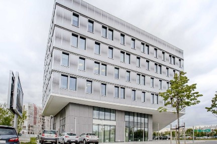 Wynajem biura w Warszawie: Znajdź 4-osobową powierzchnię biurową w lokalizacji Regus Witosa Point
