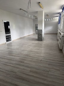 Wynajme lokal 9 pomieszczen/lazienki/kuchnia