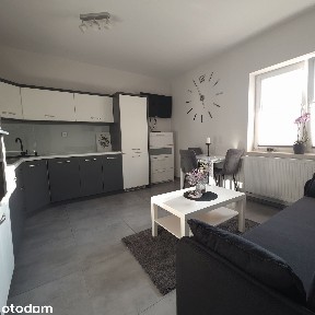 Jasne mieszkanie 50 m² z dwoma dużymi sypialniami!