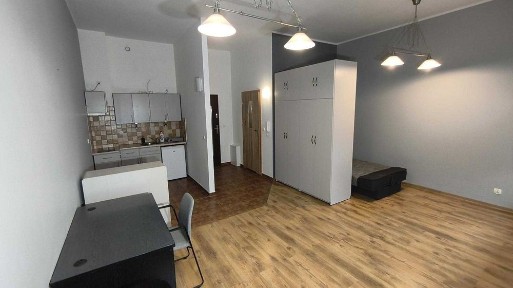 Wrocław - Sky Tower - Krzyki - Powstańców Śląskich 52 - OD WŁAŚCICIELA - 38,5 m2, komórka, klimatyzacja, parking