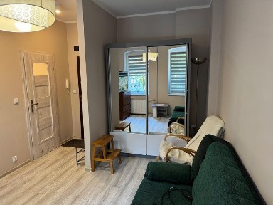 Przytulna kawalerka 23 m² przy PUM (Pomorzany) idealna dla studenta
