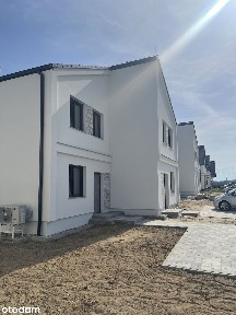 Nowy dom w zabudowie bliźniaczej