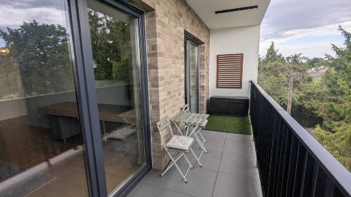 45 m² | Stare Włochy | duży balkon | klimatyzacja | 2 miejsca postojowe