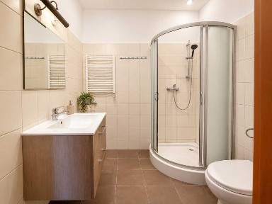 Wyjątkowe mieszkanie w sercu Gniezna | idealne na biuro lub kancelarię | widok na katedrę + 450 m² ogrodu nad jeziorem