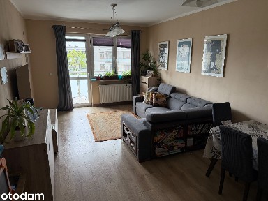 Trzypokojowe mieszkanie - parking podziemny, komórka lok., balkon