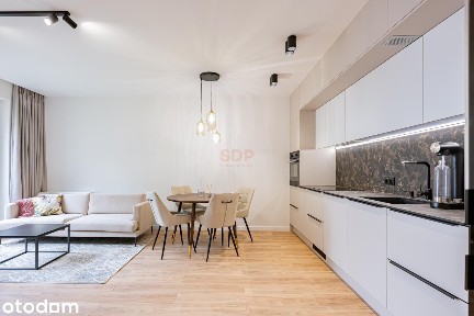 4-pokojowy apartament z balkonem |