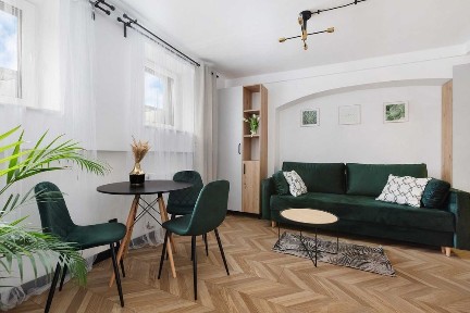 Przytulna kawalerka przy Atosie