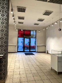 Frontowy lokal handlowy / usługowy / biurowy, 70m2, witryna, Kraków ul. Długa