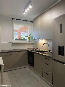 Gotowe do wprowadzenia/ osobna kuchnia/3 pokoje / centrum / winda