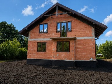 Dom 147 m² | 4000 m² działki | nad rzeką | 5 min od centrum | Skarżysko