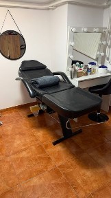 Gabinet kosmetyczny na Mokotowie dla stylistki rzęs, paznokcie lub masaż