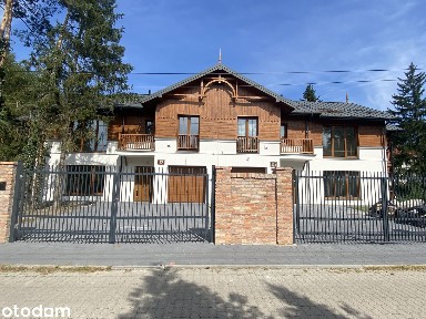 Nowy dom w zielonej Radości, świdermajer